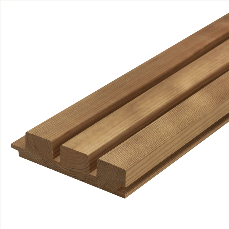 Pakiet 10 szt: Deska elewacyjna z termo-sosny 26×140×3000 – klasa AB, potrójna ryflowana